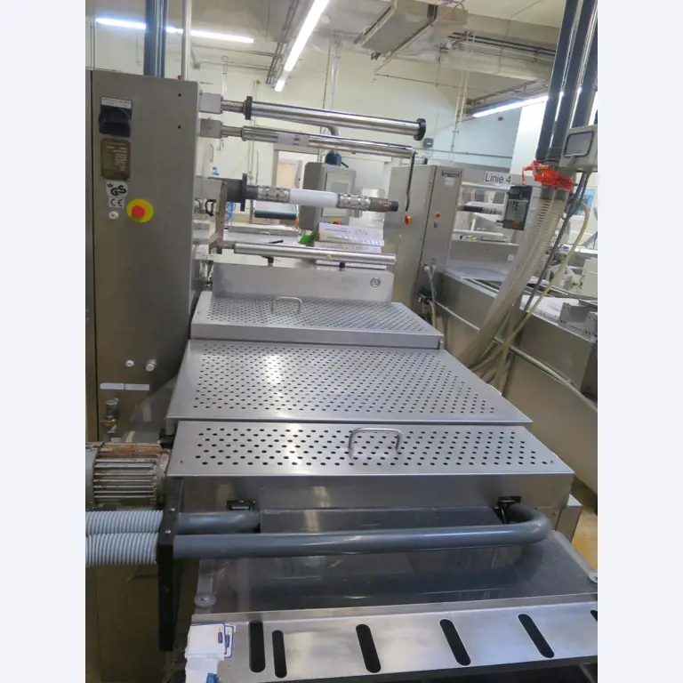 Máquinas bem conservadas para a produção de carnes salgadas/produtos de carne curados e carnes fumadas, máquinas de corte e de embalagem, equipamento de fábrica e de escritório-1