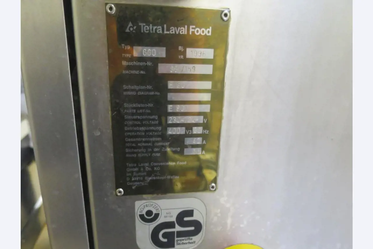 Máquinas bem conservadas para a produção de carnes salgadas/produtos de carne curados e carnes fumadas, máquinas de corte e de embalagem, equipamento de fábrica e de escritório-2