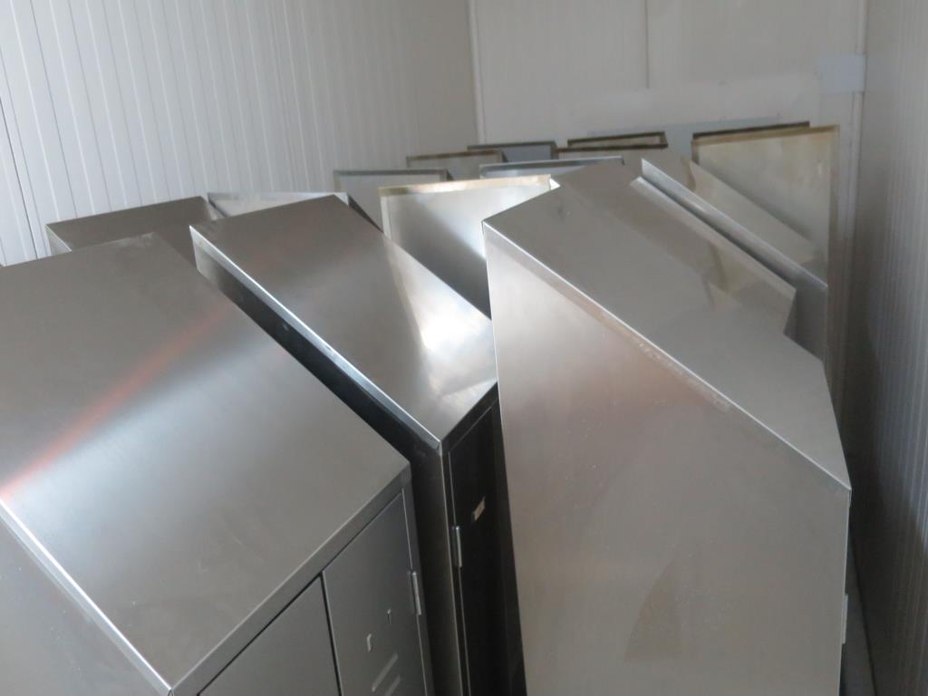 Máquinas en buen estado para la producción de salazones/productos cárnicos curados y carnes ahumadas, máquinas de corte y envasado, equipos de fábrica y oficina-3