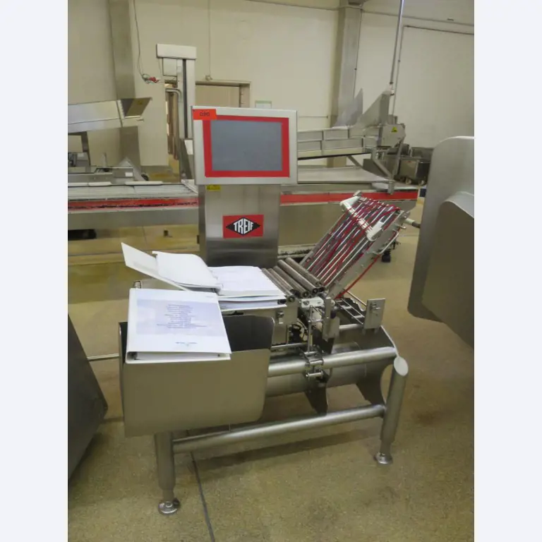 Máquinas bem conservadas para a produção de carnes salgadas/produtos de carne curados e carnes fumadas, máquinas de corte e de embalagem, equipamento de fábrica e de escritório-1