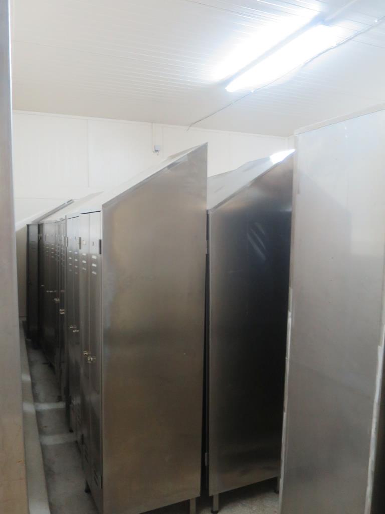 Well-maintained machines for the production of salted meat, cured and smoked products, cutting and packaging machines, operating and office equipment-3