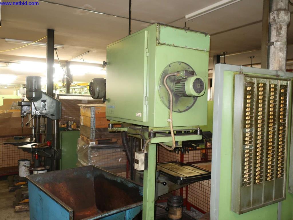 Máquinas, equipamento operacional e de escritório de uma fábrica de motoredutores-2