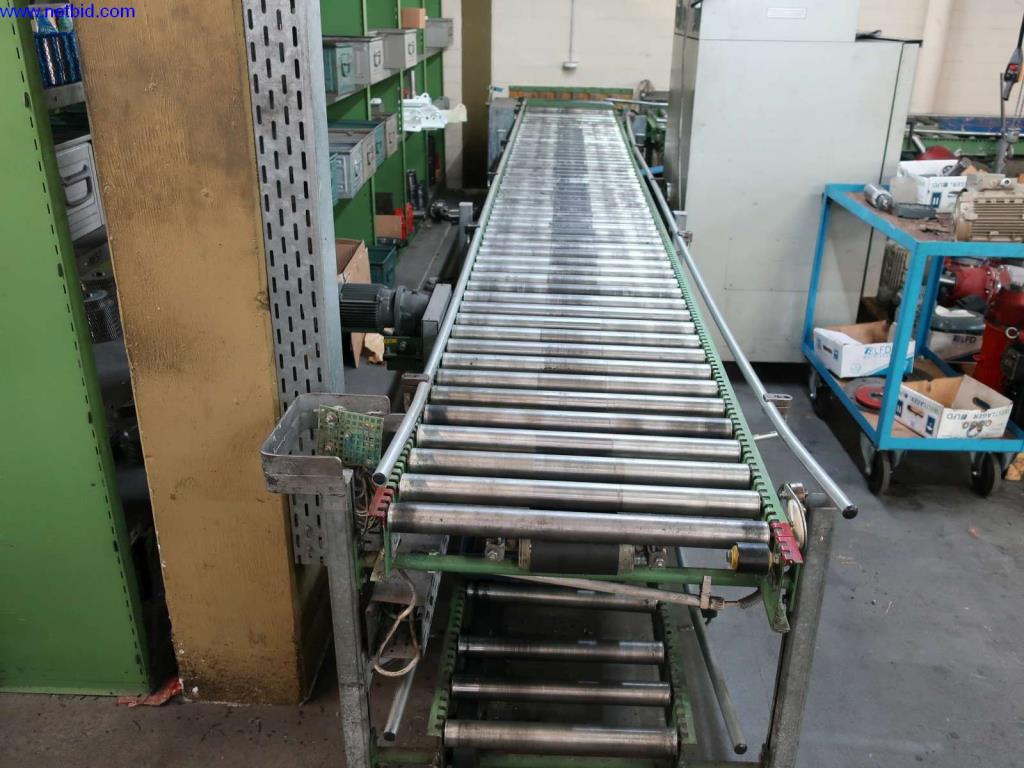 Máquinas, equipamento operacional e de escritório de uma fábrica de motoredutores-13