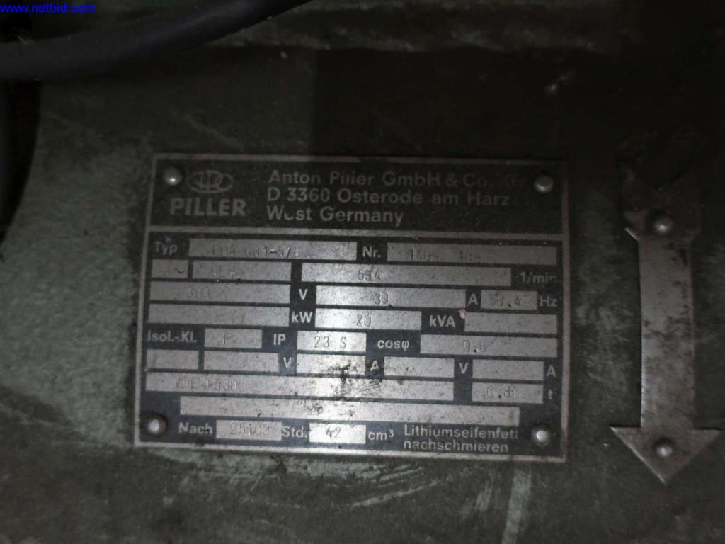 Máquinas, equipamento operacional e de escritório de uma fábrica de motoredutores-3