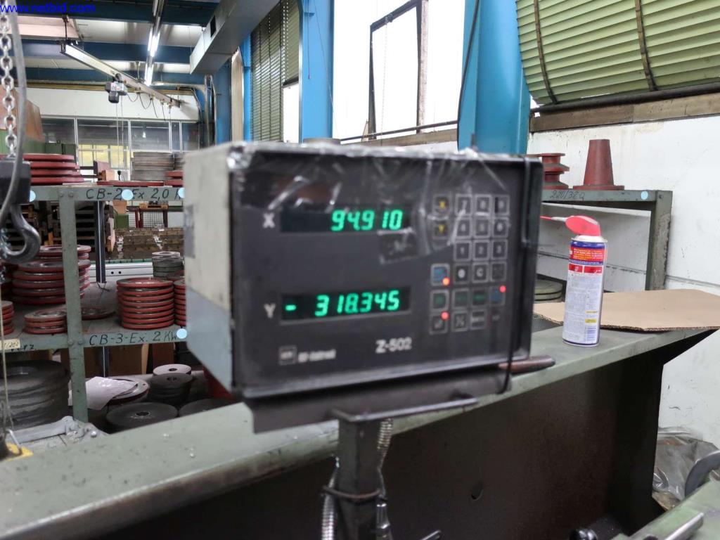 Máquinas, equipamento operacional e de escritório de uma fábrica de motoredutores-2