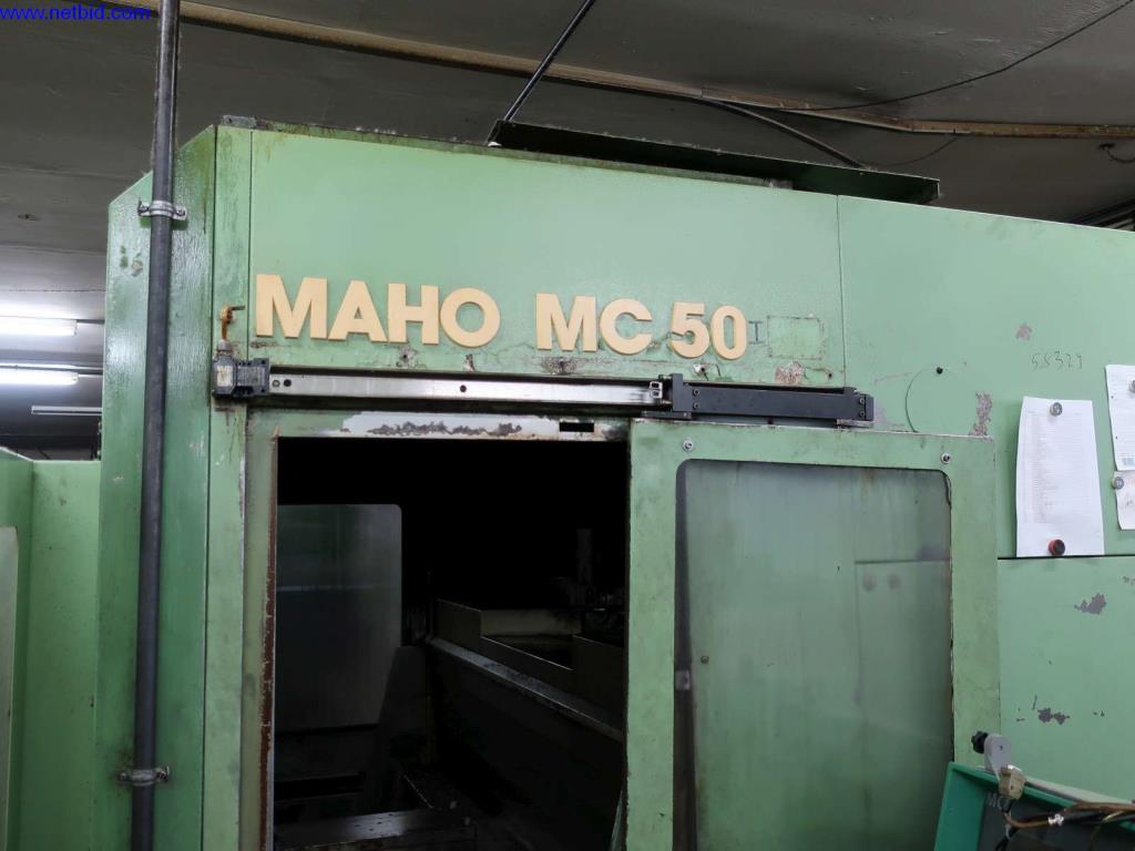 Máquinas, equipamento operacional e de escritório de uma fábrica de motoredutores-8