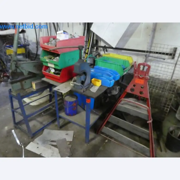 Betriebs- und Geschäftsausstattung-2