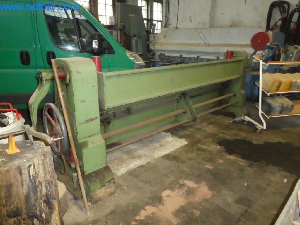 Betriebs- und Geschäftsausstattung-3