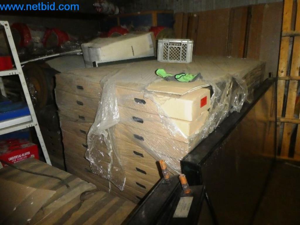 Betriebs- und Geschäftsausstattung-1