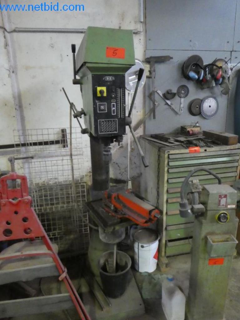 Betriebs- und Geschäftsausstattung-1