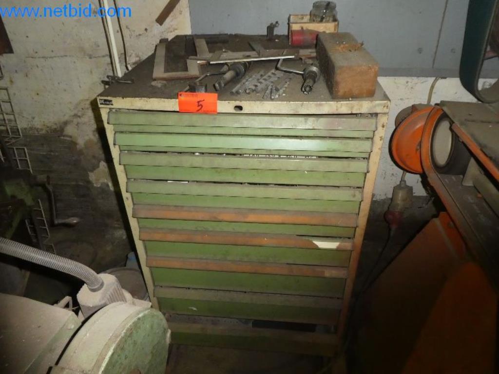 Betriebs- und Geschäftsausstattung-8