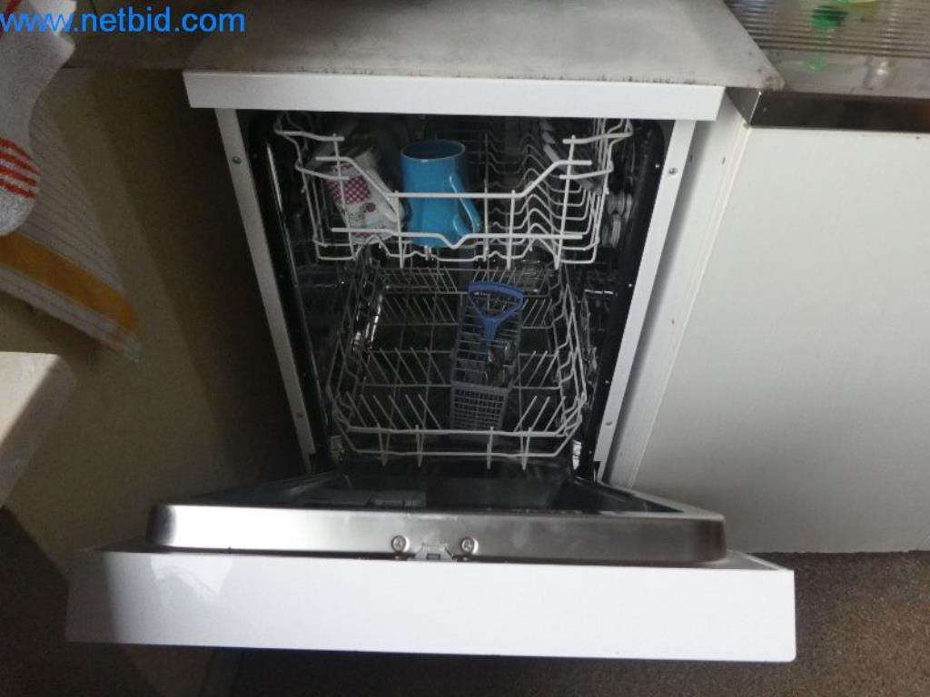 Betriebs- und Geschäftsausstattung-5