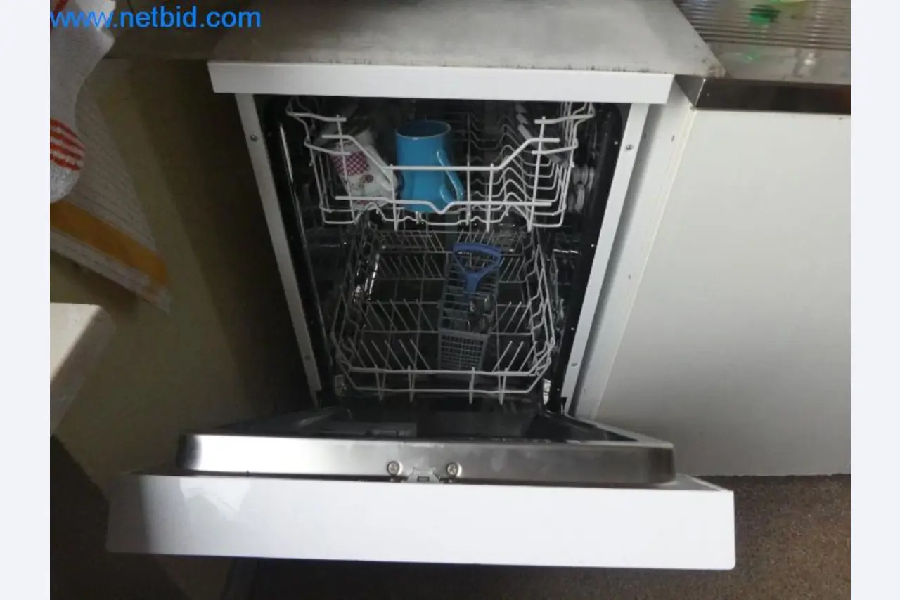 Betriebs- und Geschäftsausstattung-5