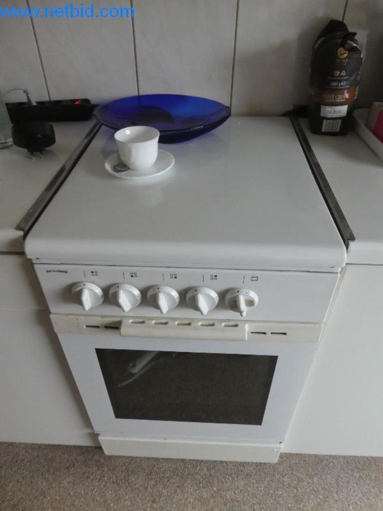 Betriebs- und Geschäftsausstattung-6