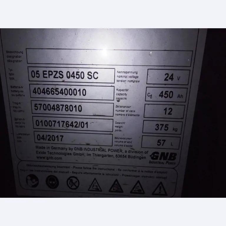 Diverse Stapler/ Flurfördergeräte sowie Fahrzeuge-10