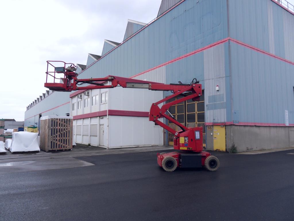 Various forklifts/ industrial trucks and vehicles-2