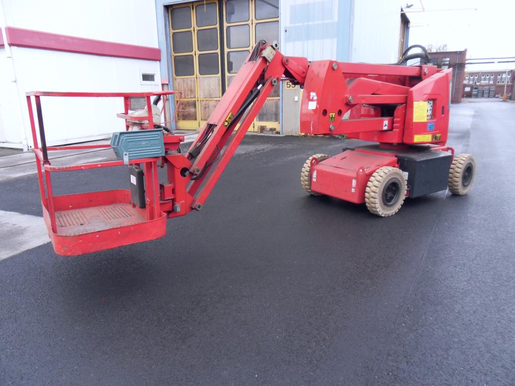 Various forklifts/ industrial trucks and vehicles-8