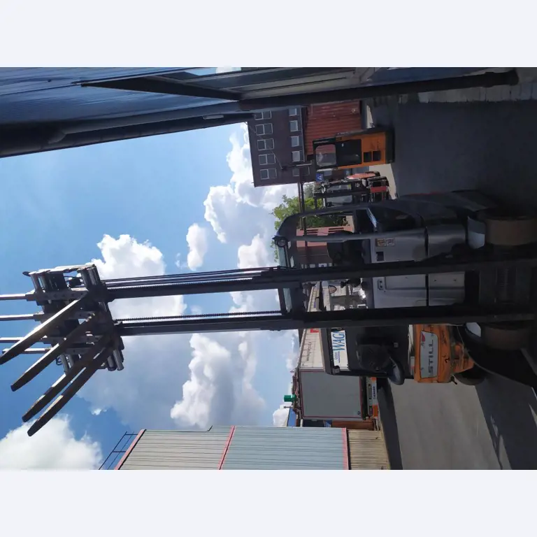 Diverse vorkheftrucks/ industriële trucks en voertuigen-4