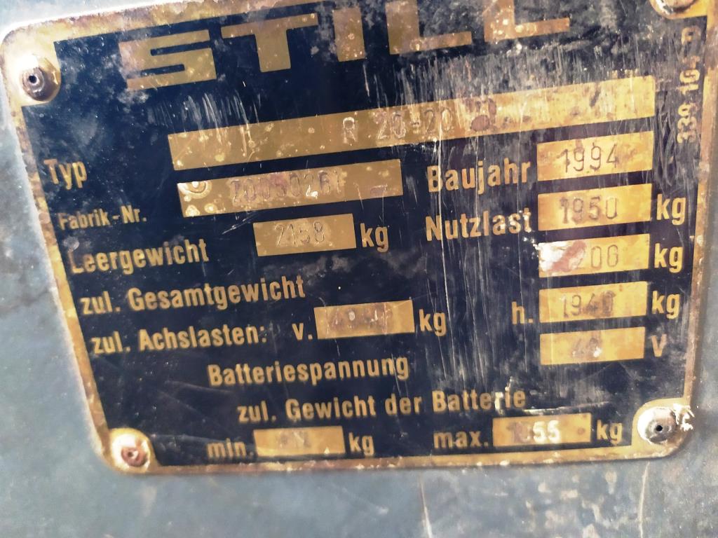 Varias carretillas elevadoras/camiones y vehículos industriales-5