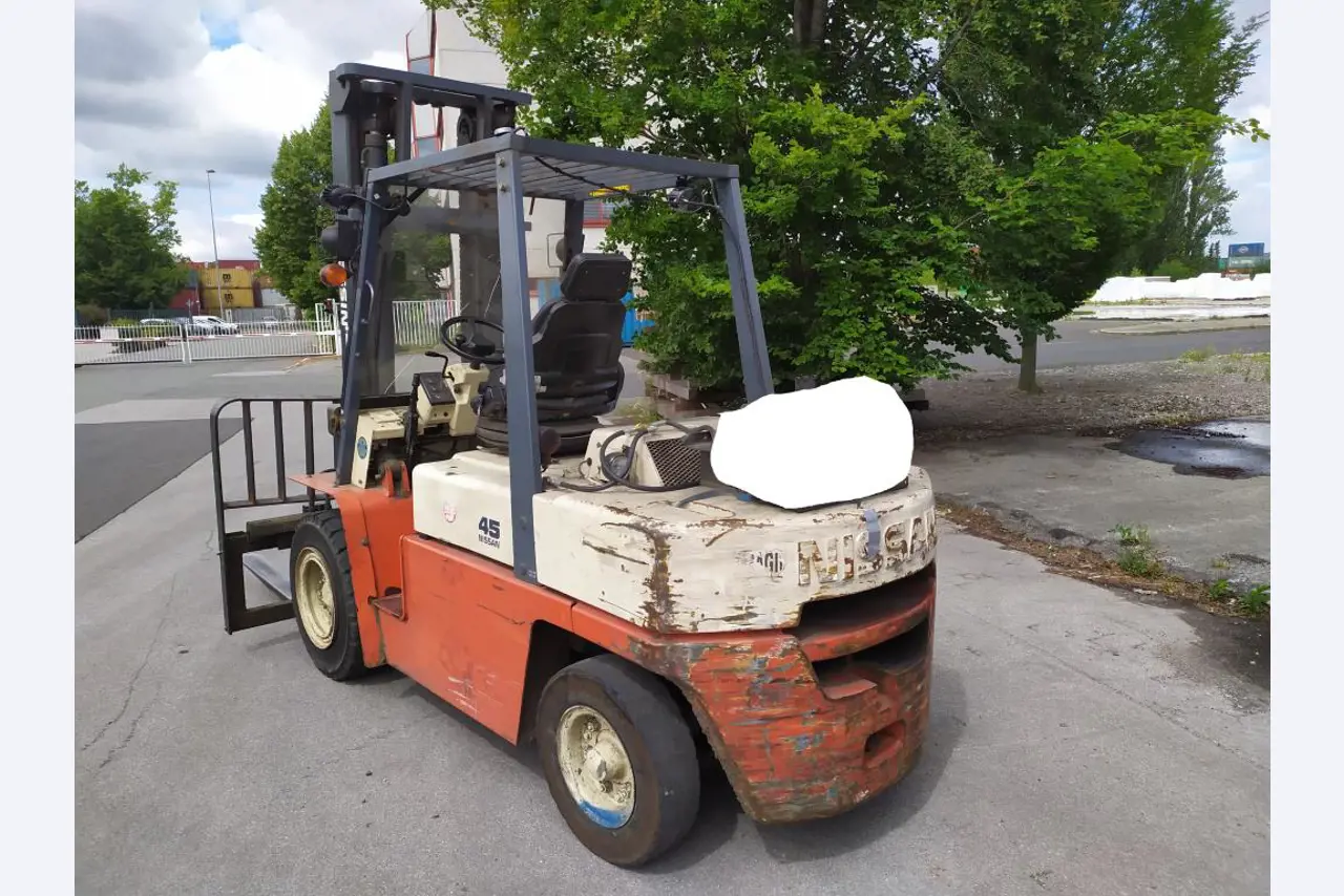 Různé vysokozdvižné vozíky/průmyslové vozíky a vozidla-2