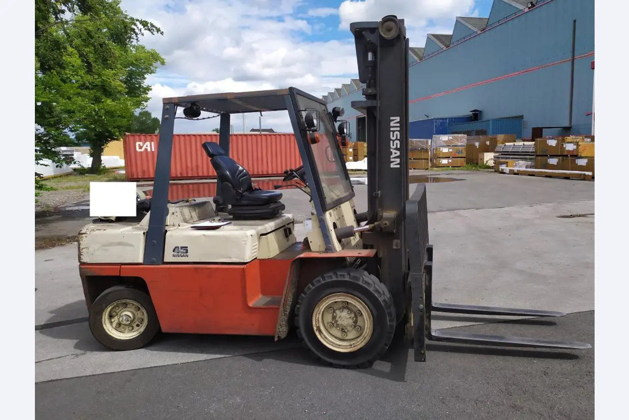 Různé vysokozdvižné vozíky/průmyslové vozíky a vozidla-3