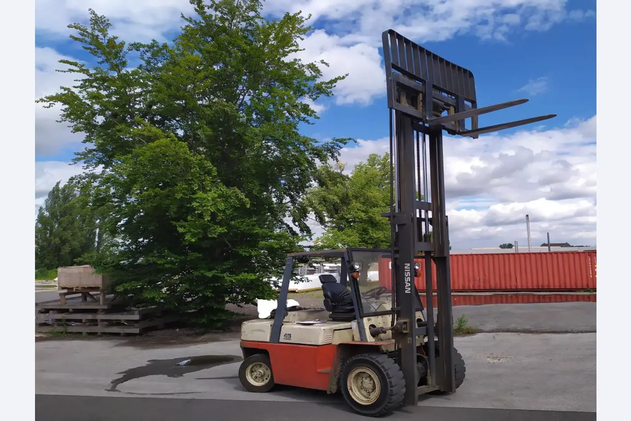 Různé vysokozdvižné vozíky/průmyslové vozíky a vozidla-4