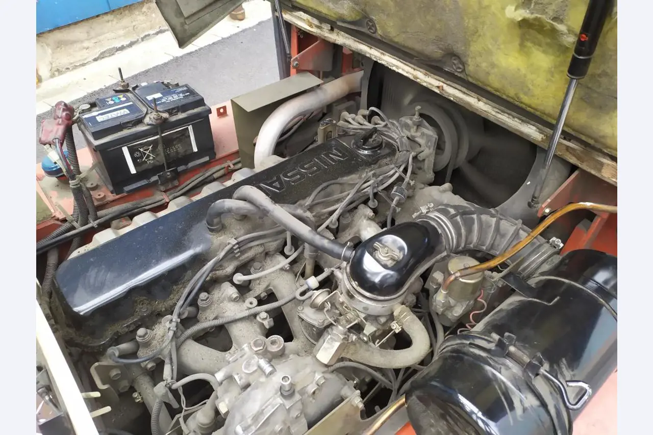 Různé vysokozdvižné vozíky/průmyslové vozíky a vozidla-7