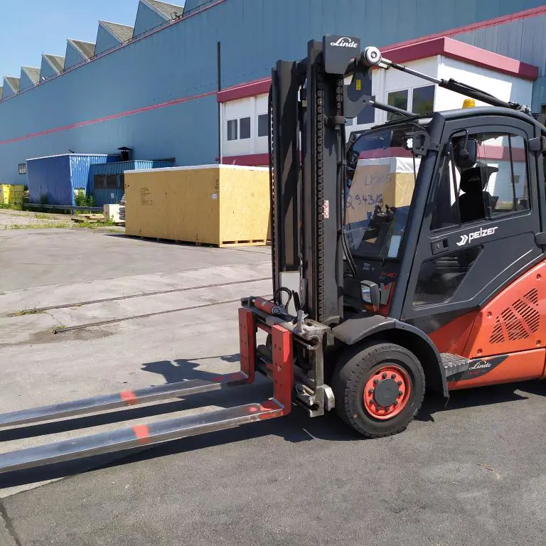 Wózek widłowy LPG 4 t Linde H 40 T-02 EVO