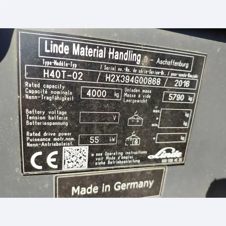 Various forklifts/ industrial trucks and vehicles-7