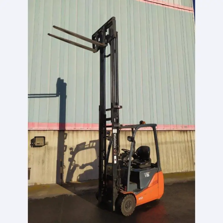 Diverse vorkheftrucks/ industriële trucks en voertuigen-4