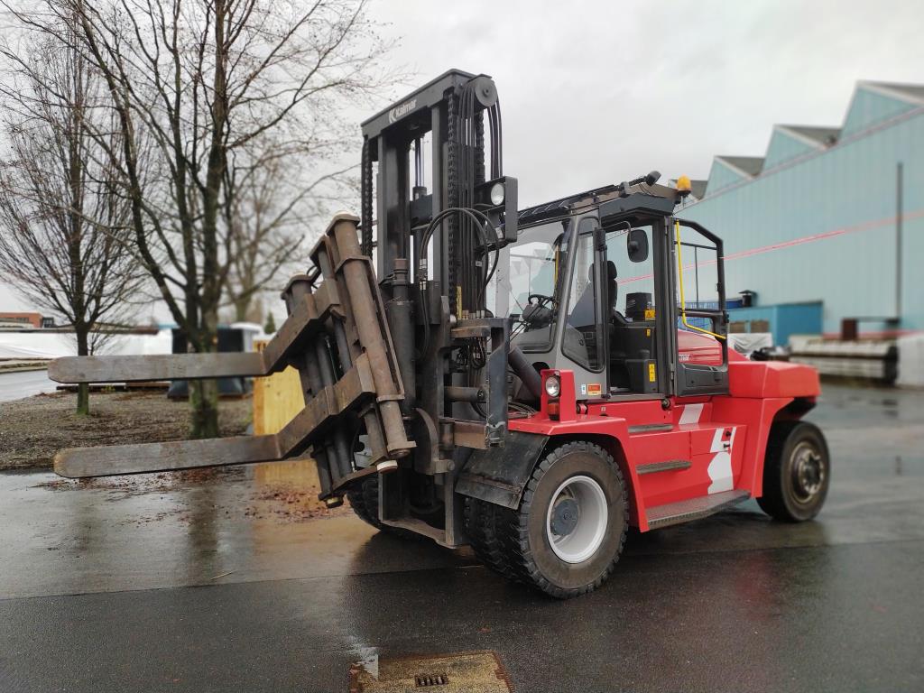 Various forklifts/ industrial trucks and vehicles-1