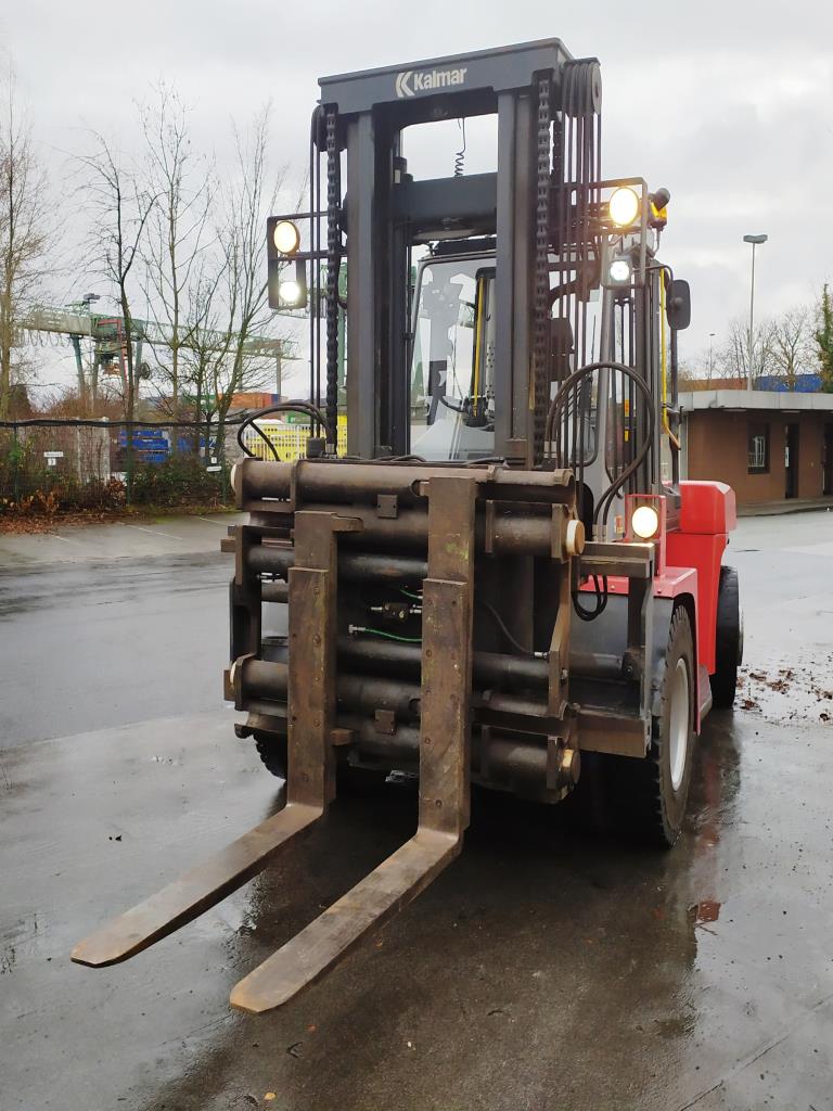 Various forklifts/ industrial trucks and vehicles-5