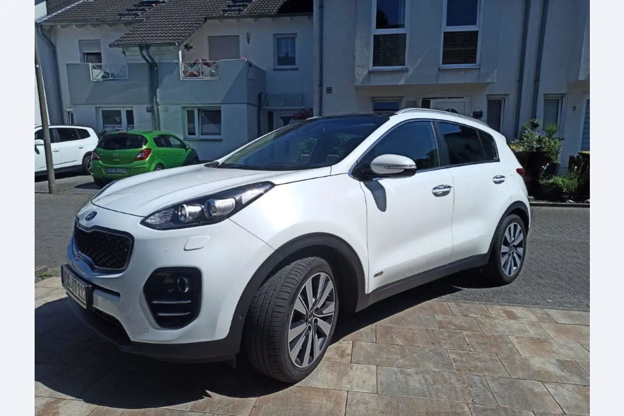 Various forklifts/ industrial trucks and vehicles-1