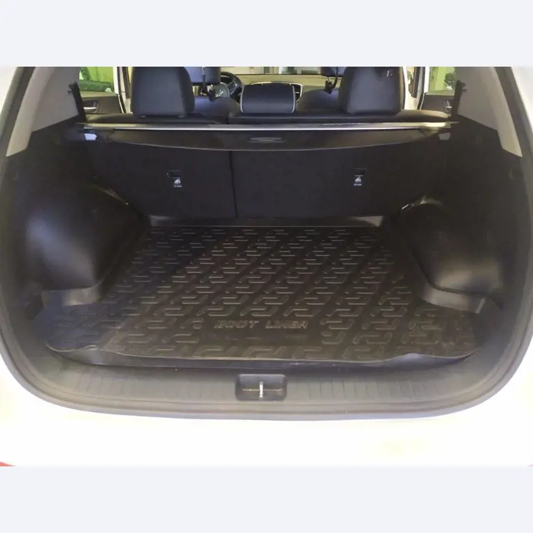 Various forklifts/ industrial trucks and vehicles-4