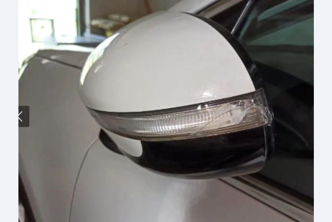 Various forklifts/ industrial trucks and vehicles-5