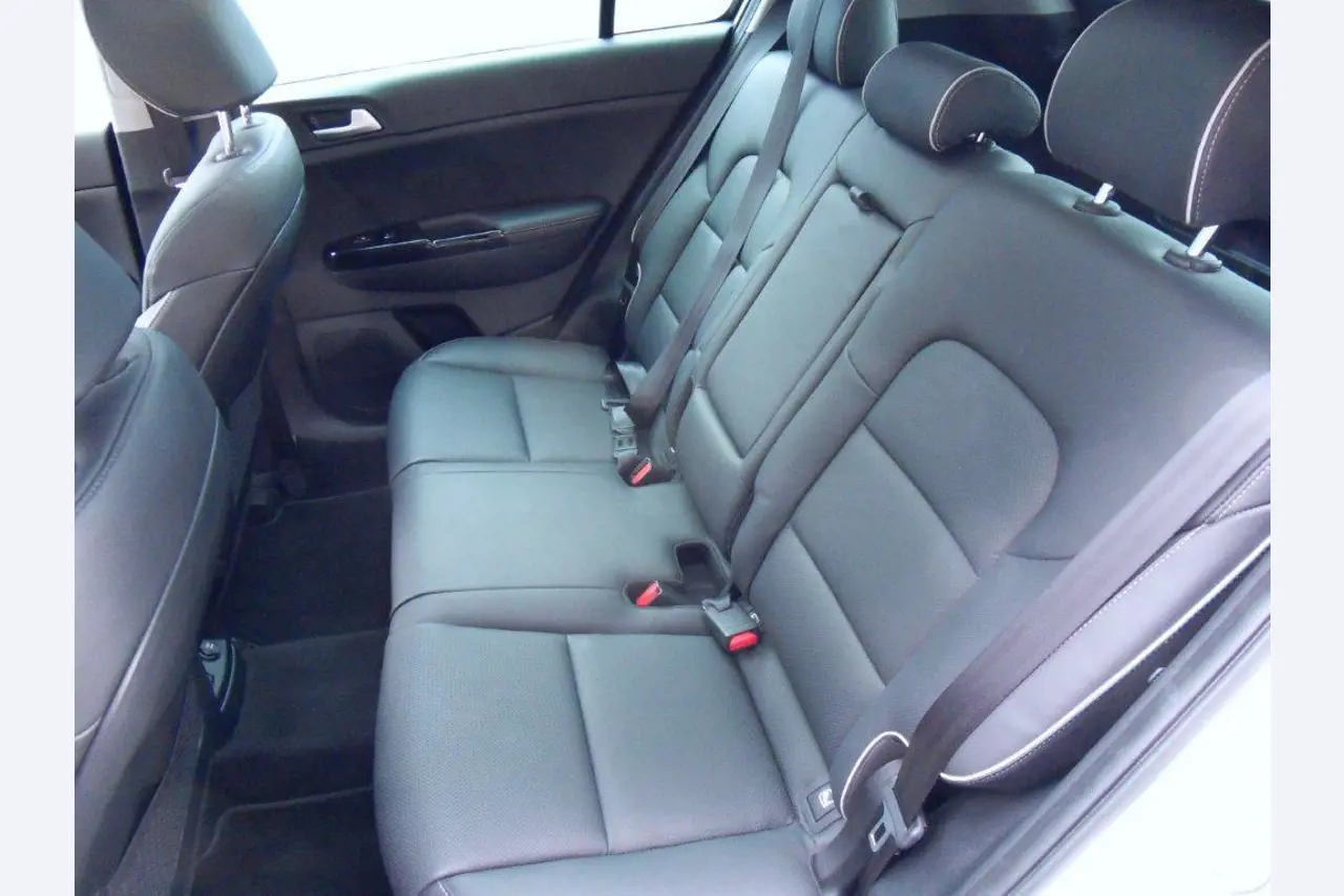 Various forklifts/ industrial trucks and vehicles-8