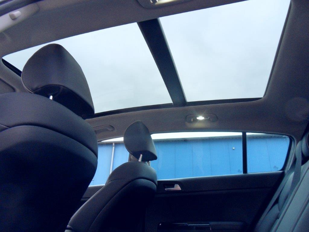 Various forklifts/ industrial trucks and vehicles-10