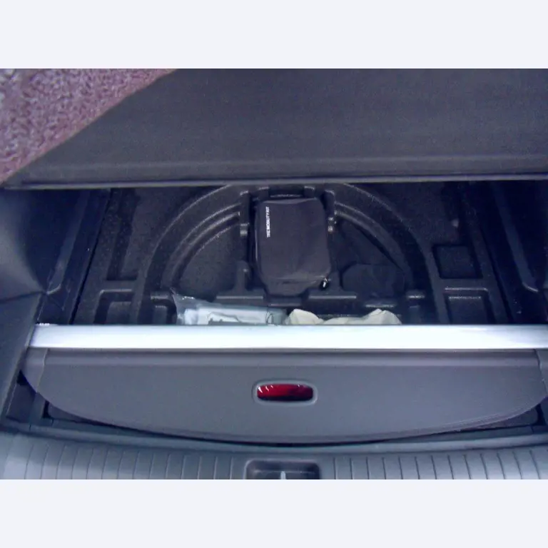 Various forklifts/ industrial trucks and vehicles-12