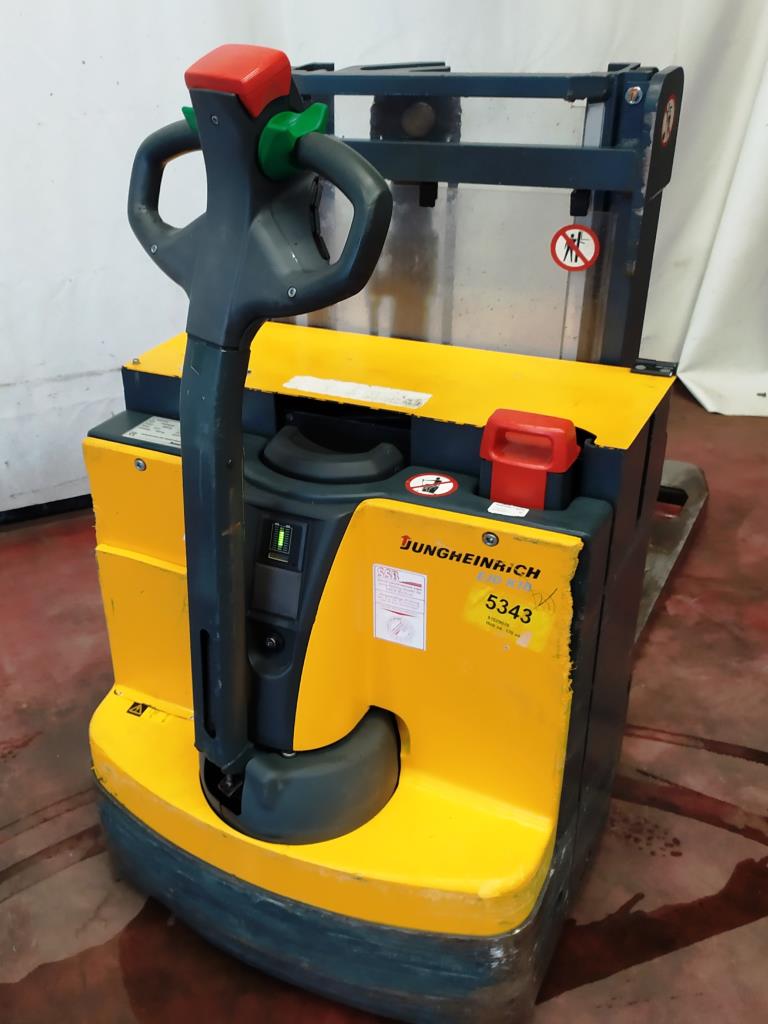 Various forklifts/ industrial trucks and vehicles-1