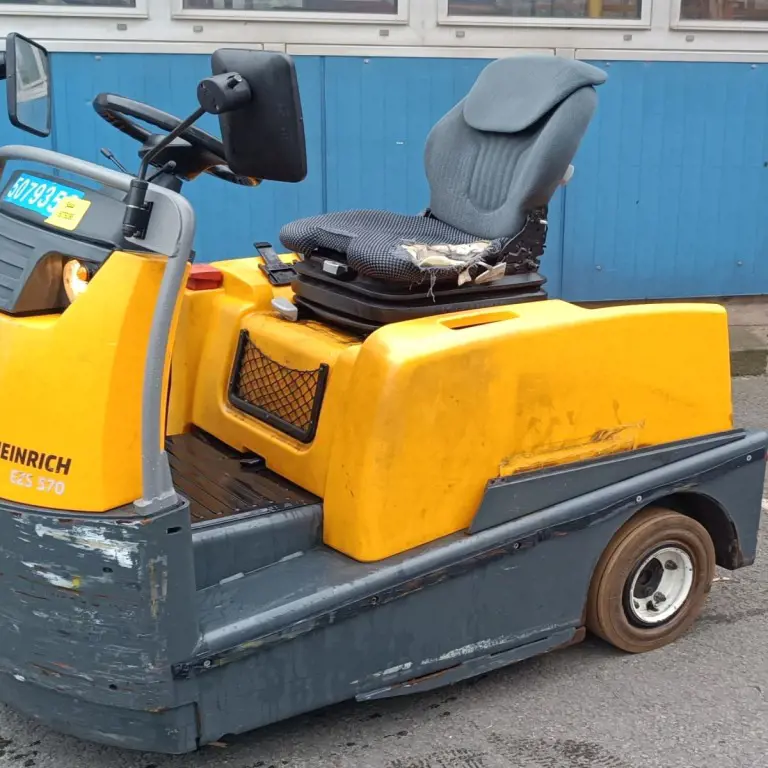 Elektro Schlepper Jungheinrich EZS 570