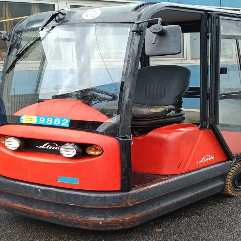 Elektro Schlepper mit Kabine Linde P 60