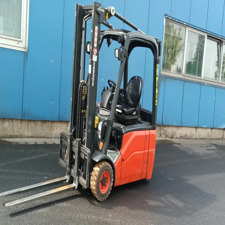 Elektryczny wózek widłowy 1,6 t Linde E 16