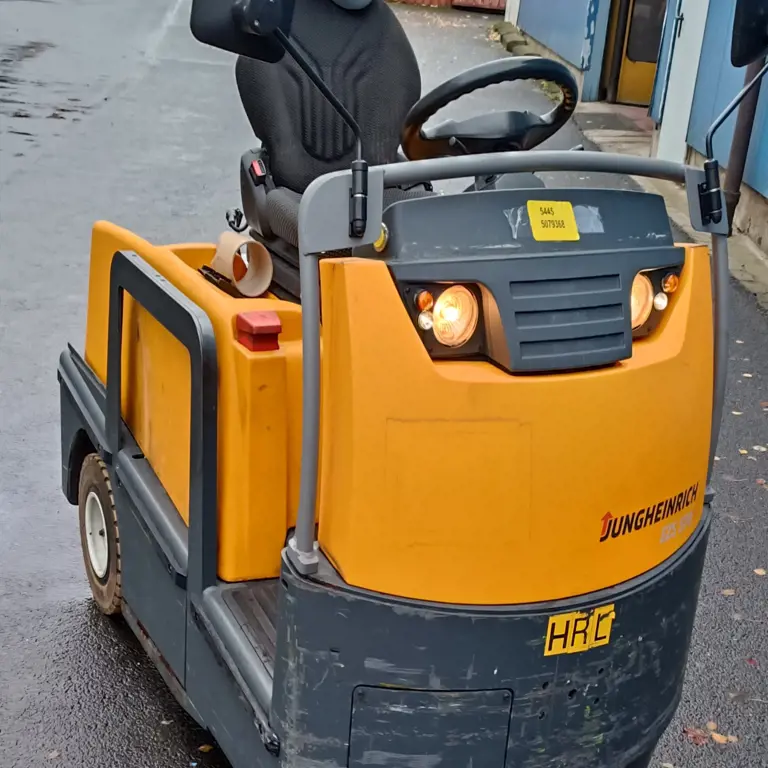Traktor elektryczny Jungheinrich EZS 570