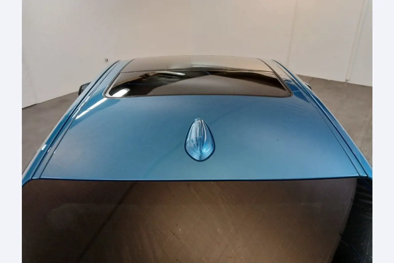 Various forklifts/ industrial trucks and vehicles-10