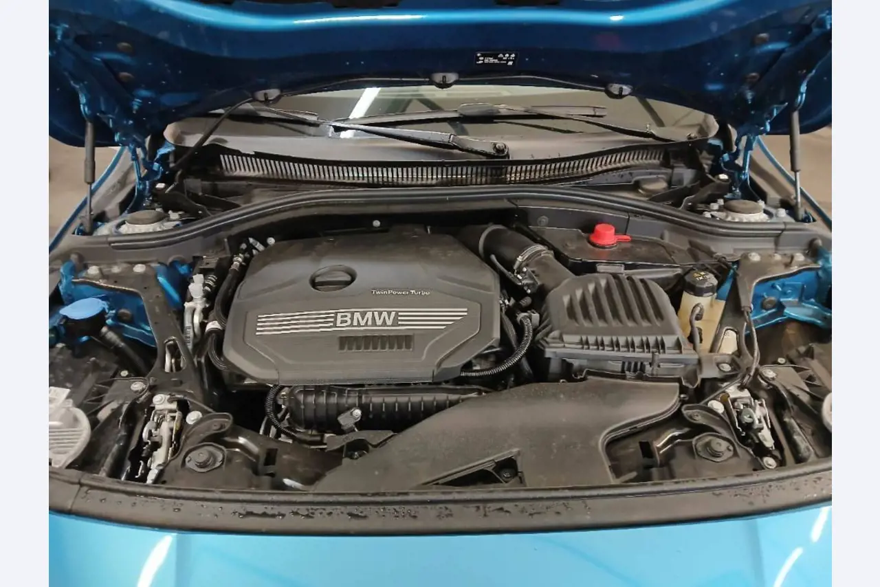 Various forklifts/ industrial trucks and vehicles-6