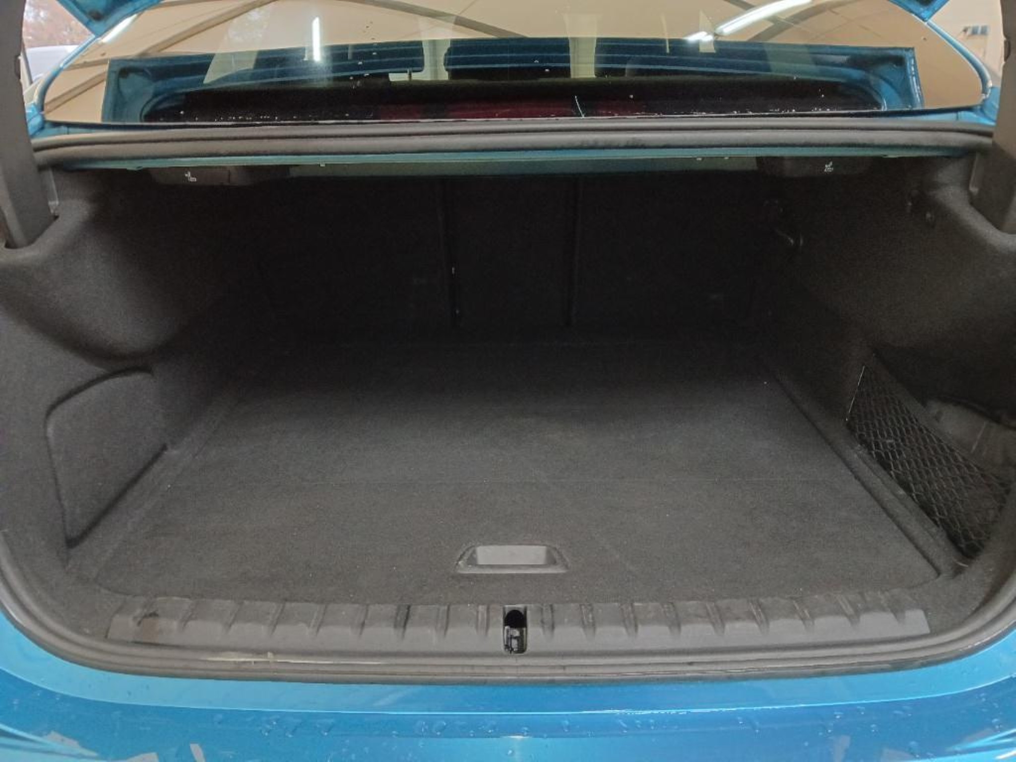 Various forklifts/ industrial trucks and vehicles-9