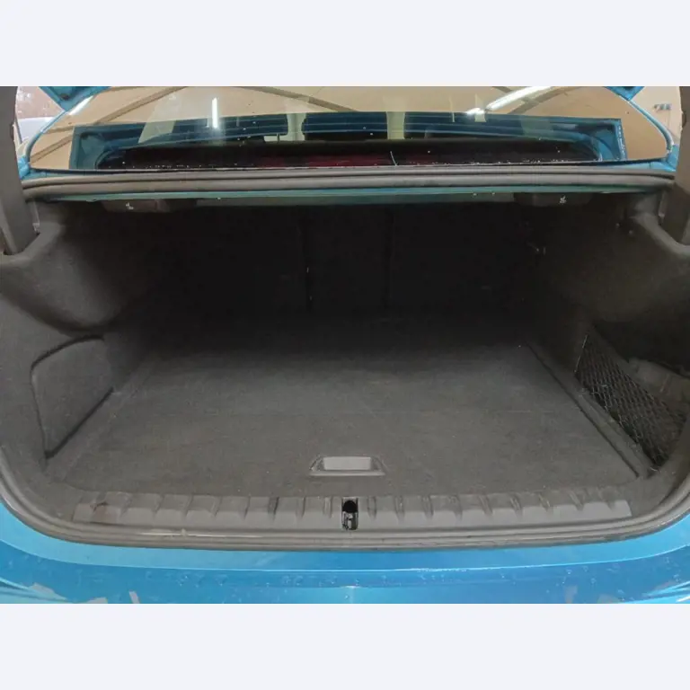 Various forklifts/ industrial trucks and vehicles-9