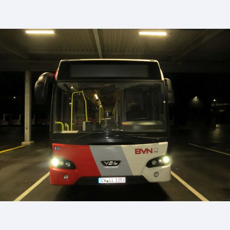Nieuw: 6 x VDL standaard servicebussen EZ 2015-10