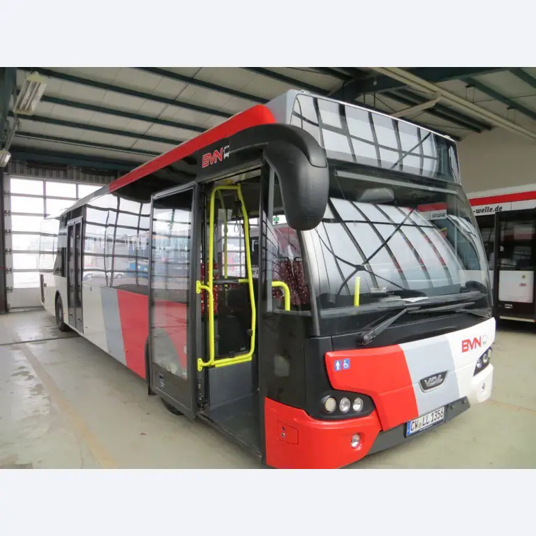 Nieuw: 6 x VDL standaard servicebussen EZ 2015-12