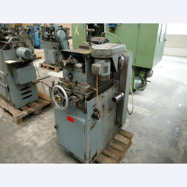 Machines pour le travail du métal-1